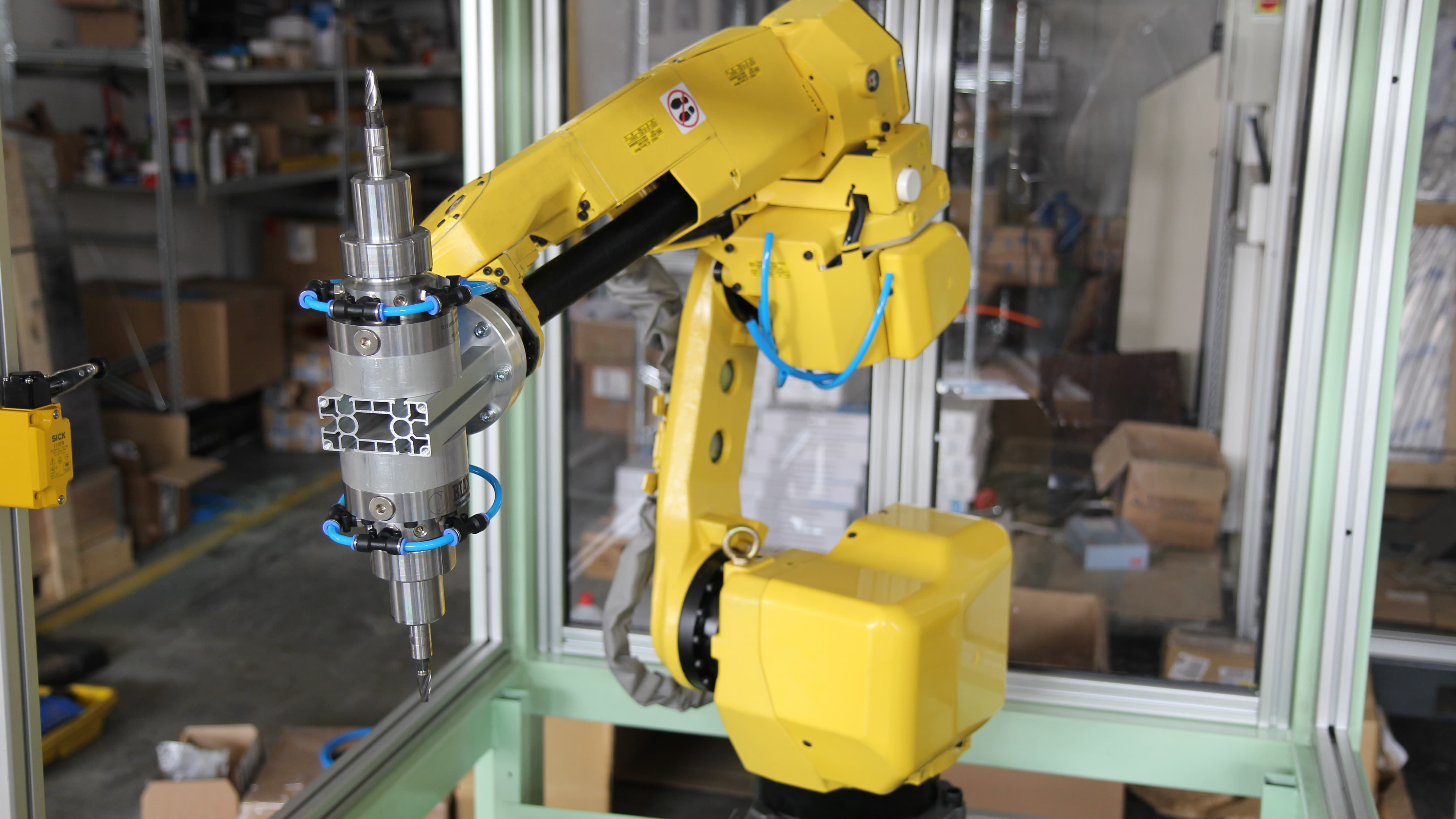 An einem Roboter lassen sich aus zwei oder mehr RSC Systeme anbringen.