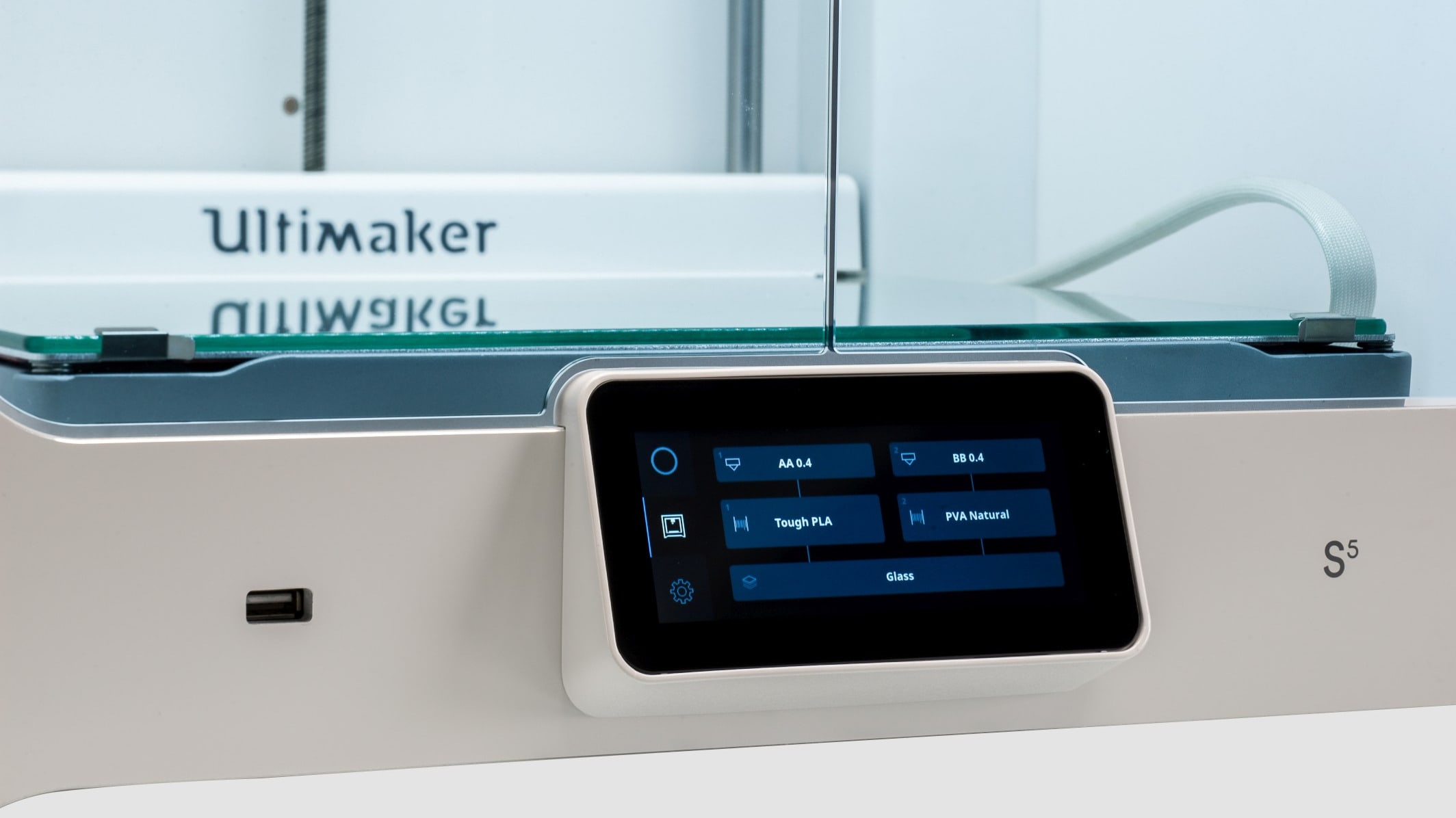 Alles im Blick: Touch Display des Ultimaker S5